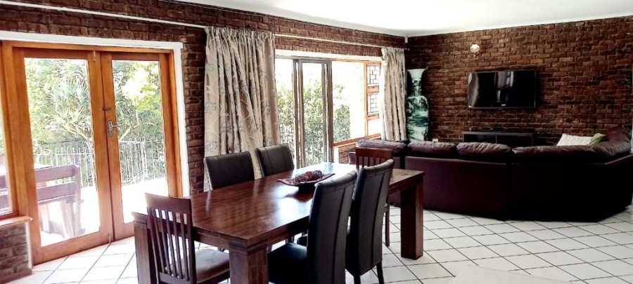 5 Bedroom Property for Sale in Beacon Bay North Eastern Cape